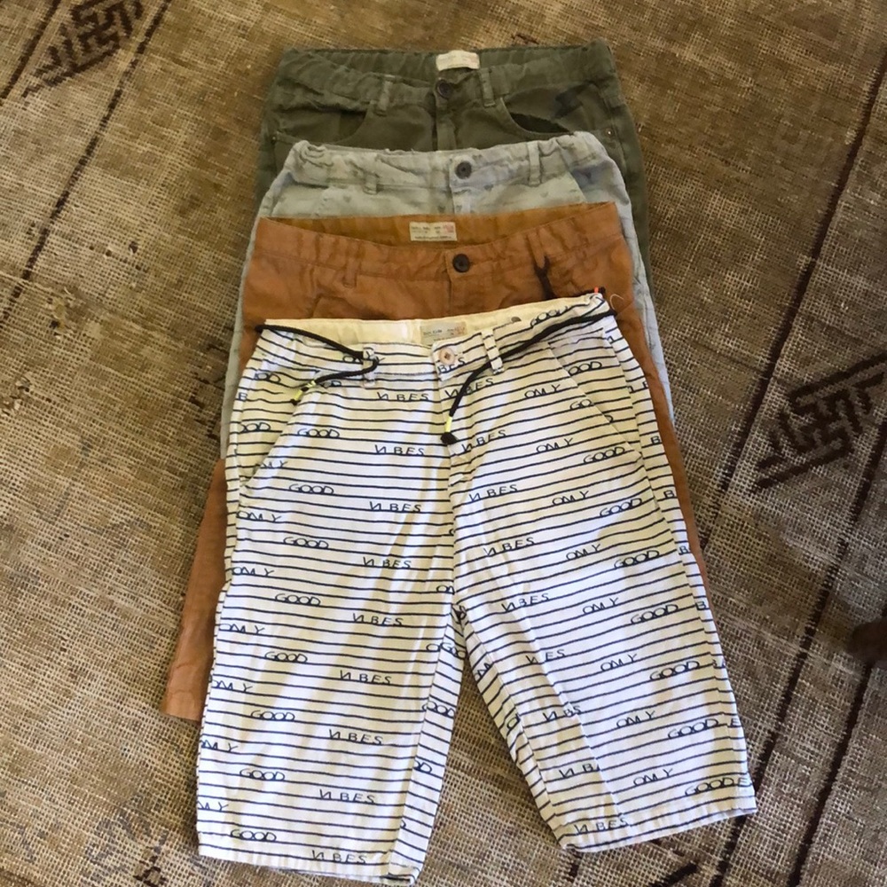 4 pairs of assorted Boys Zara Shorts in size 13/14
